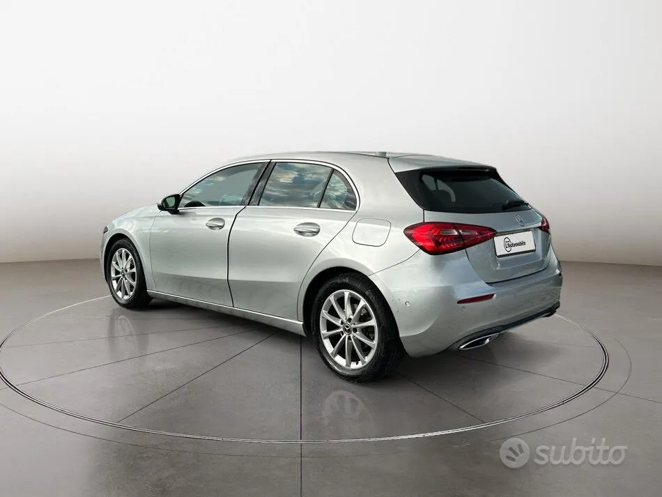 Mercedes-Benz A 180 2019 photo 3