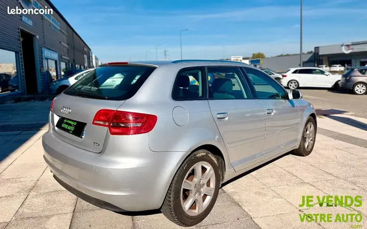 Audi A3 2010 photo 4