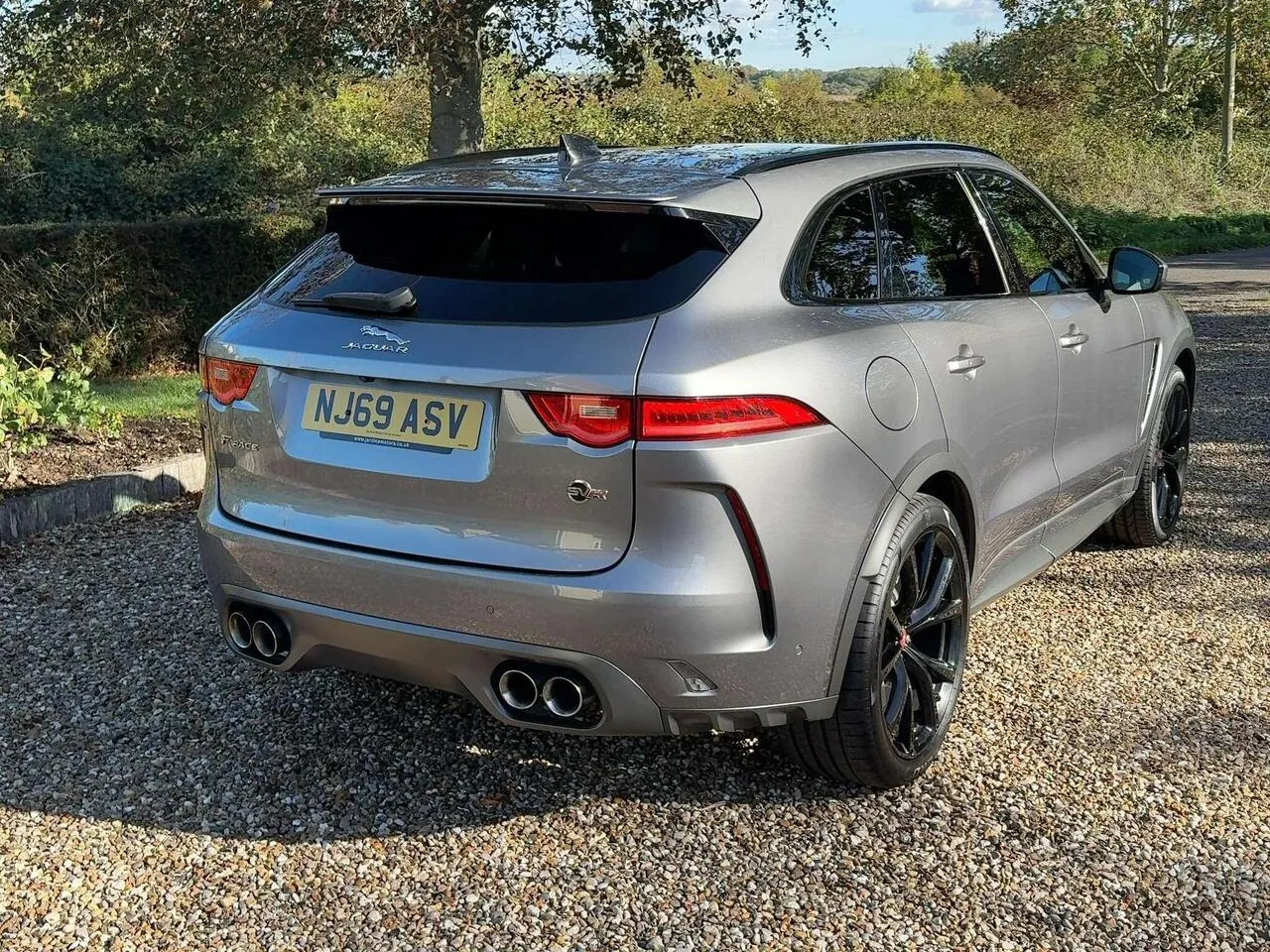 Jaguar F-Pace 2019 photo 3