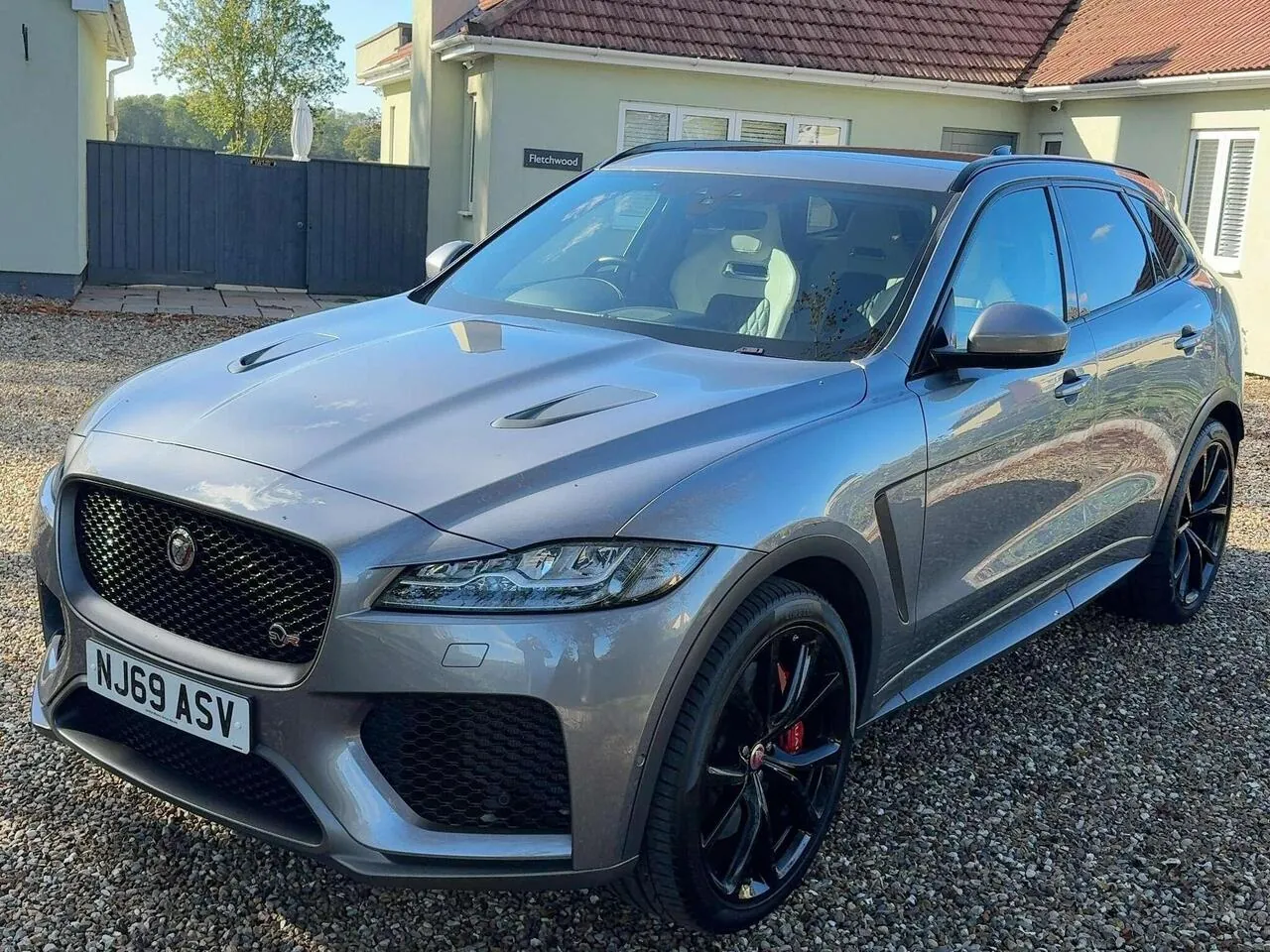 Jaguar F-Pace
