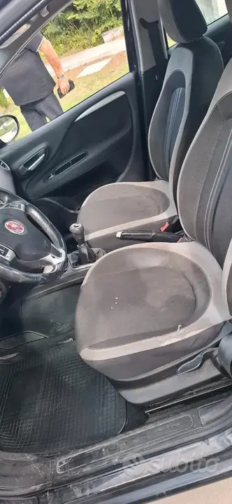 Fiat Punto 2012 photo 5