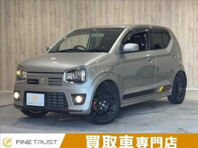 Suzuki Altis