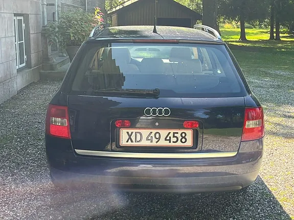 Audi A6 2004 photo 3