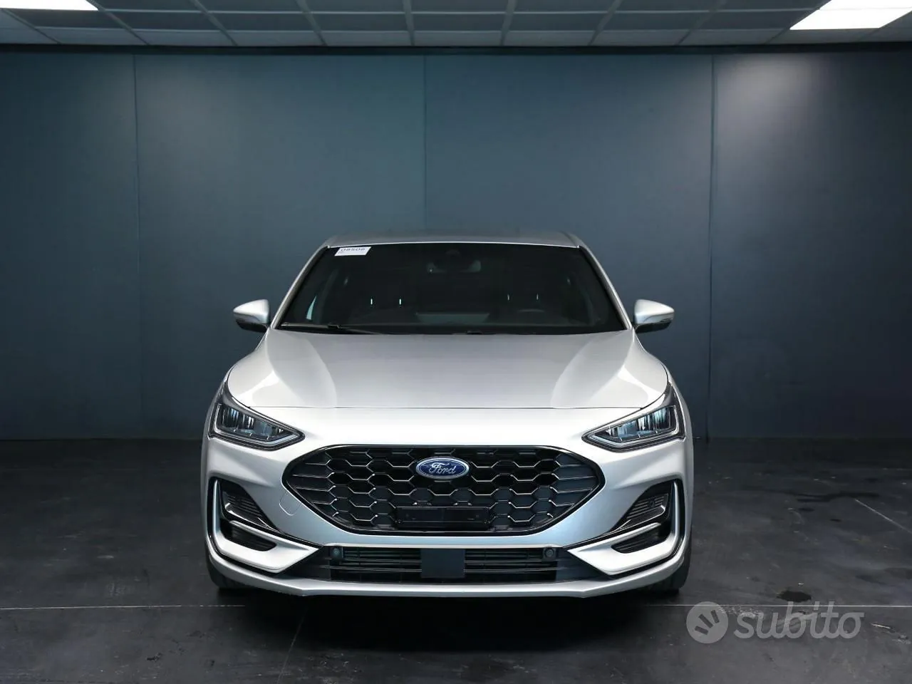 Ford Focus 2025 photo 2