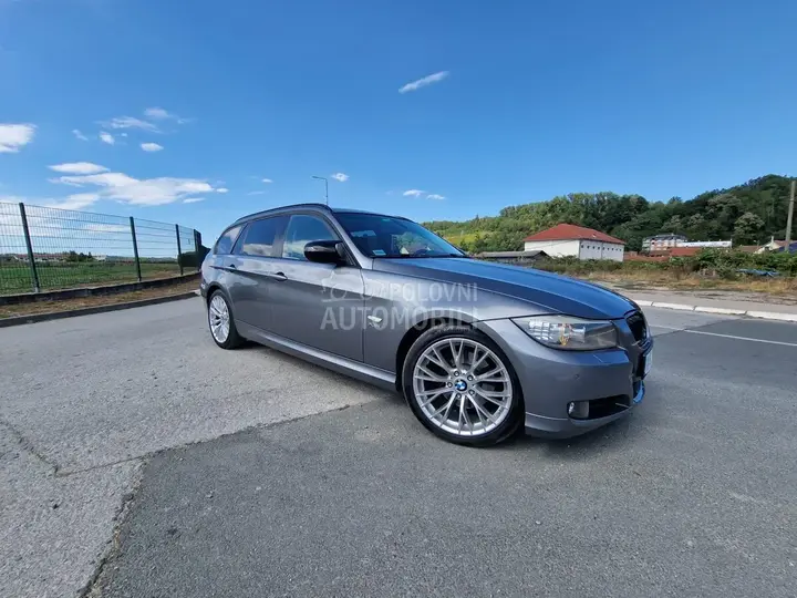 BMW 320D 2010 photo 2