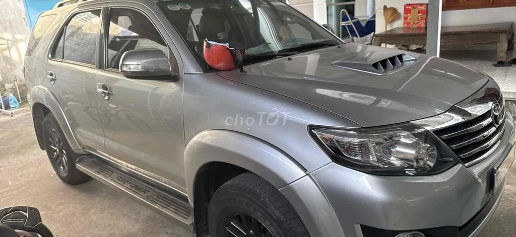 Toyota Fortuner 2016 photo 2