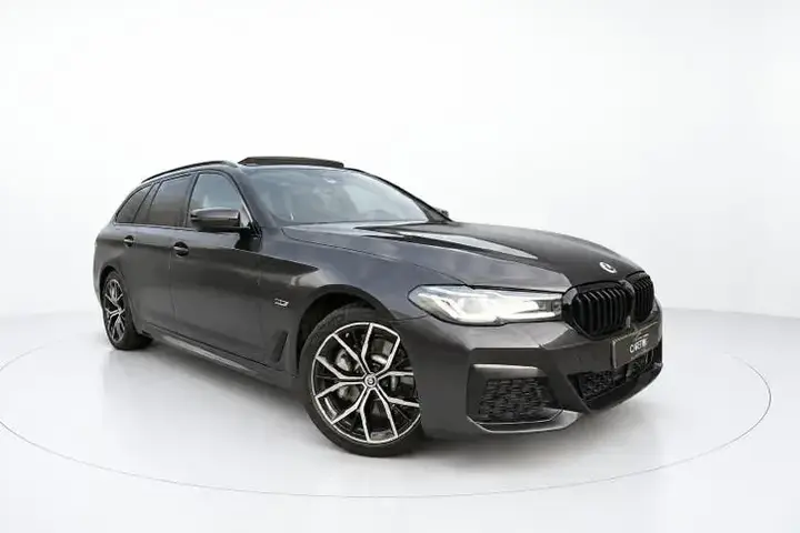 BMW 5 Series 2022 photo 3