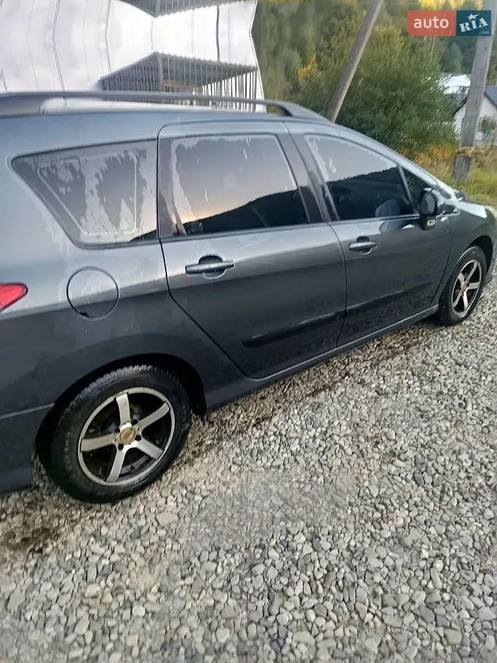Peugeot 308 2009 photo 4