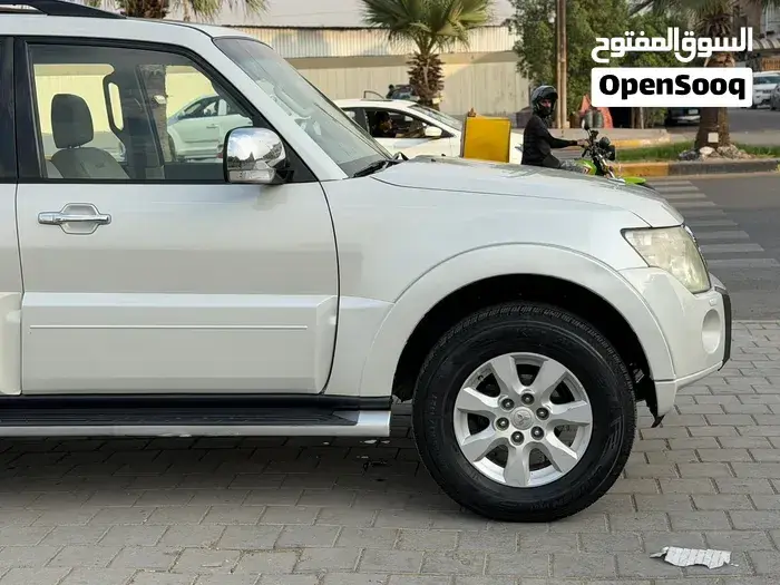 Mitsubishi Pajero Gls 2011 photo 4