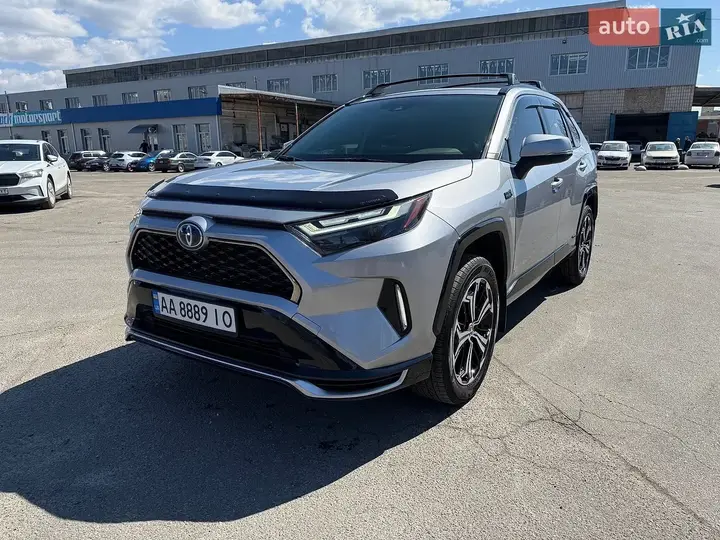 Toyota Rav4 2023 photo 4