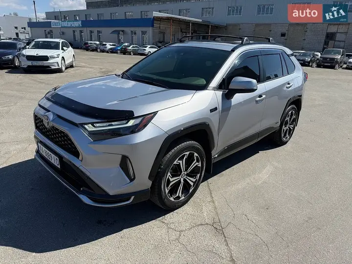 Toyota Rav4 2023 photo 3