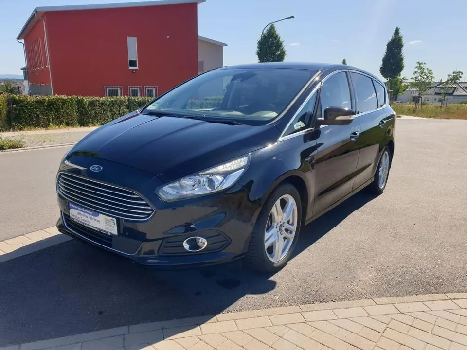 Ford S-Max