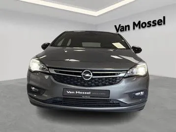 Opel Astra 2018 photo 2