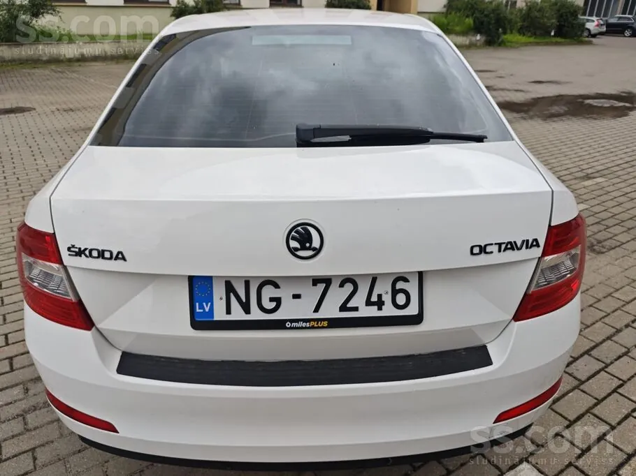 Skoda Octavia 2015 photo 2