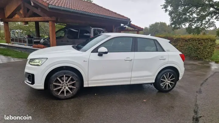 Audi Q2 2017 photo 2