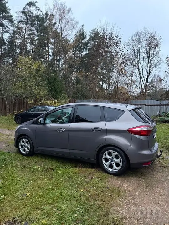 Ford C-Max 2012 photo 4