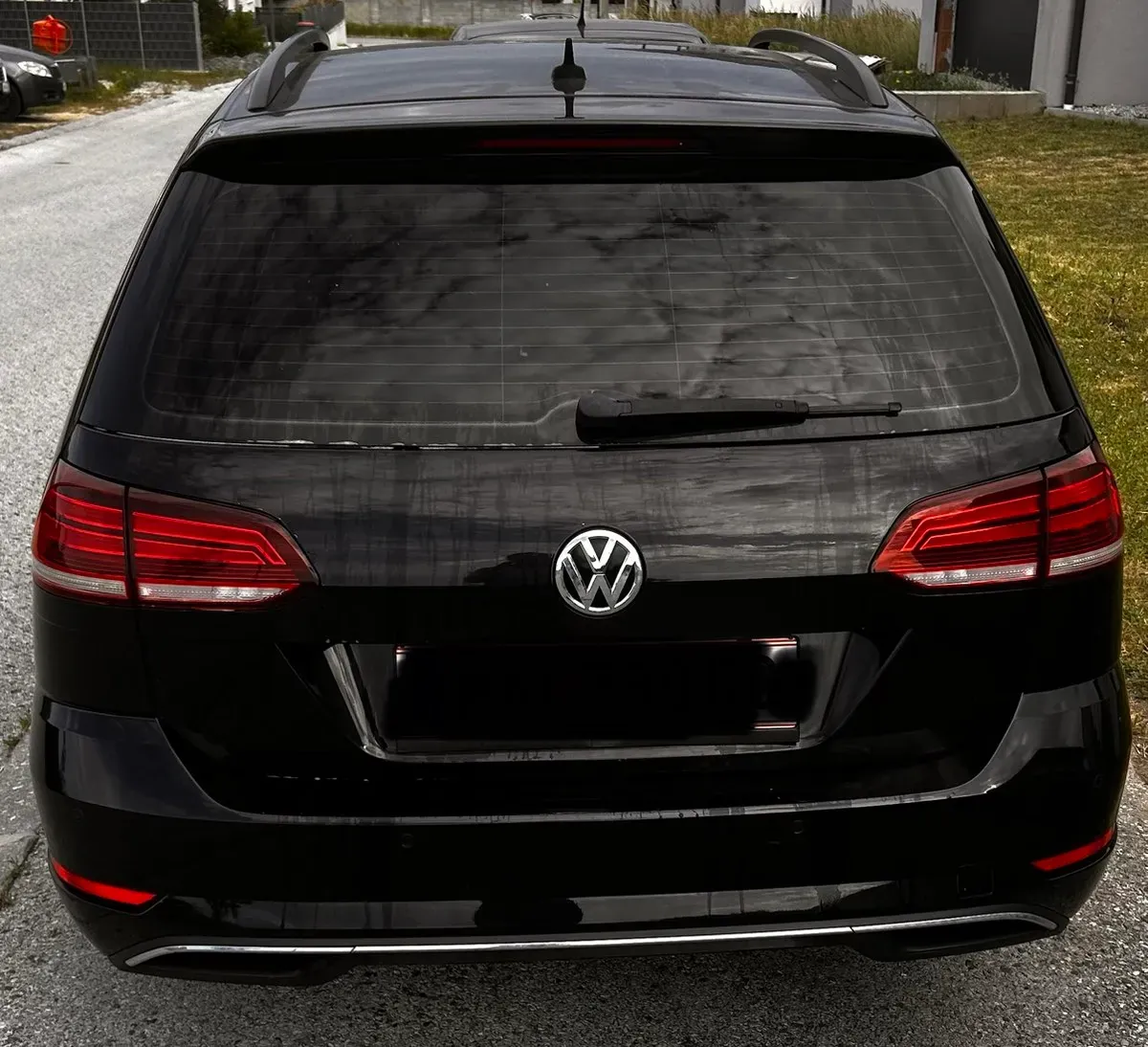 Volkswagen Golf 2018 photo 2