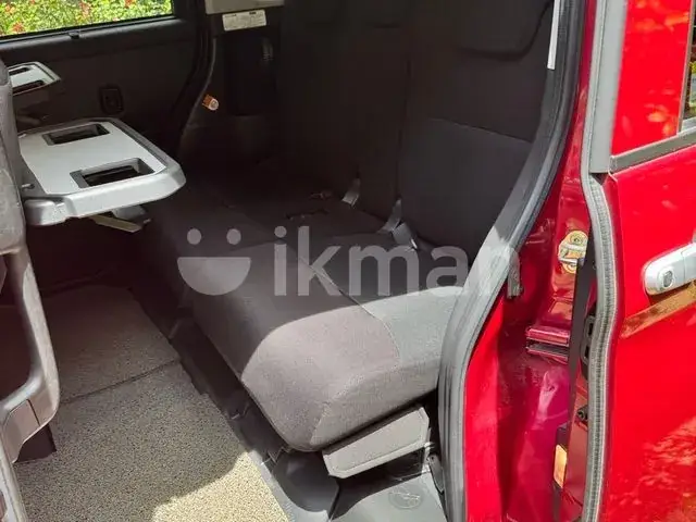 Toyota Tank 2016 photo 5