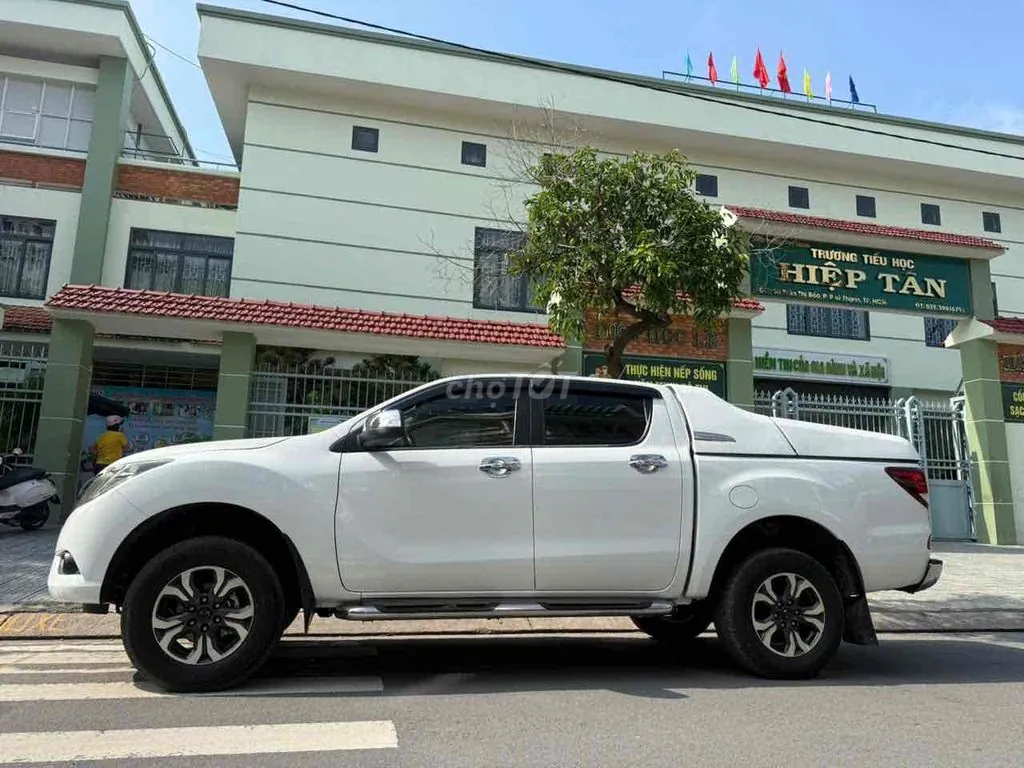 Mazda Bt-50 2018 photo 4