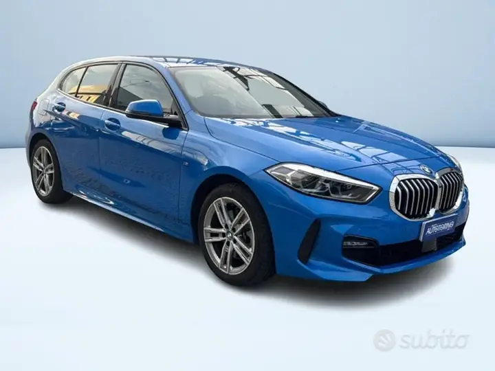 BMW 1 Series 2023 photo 3