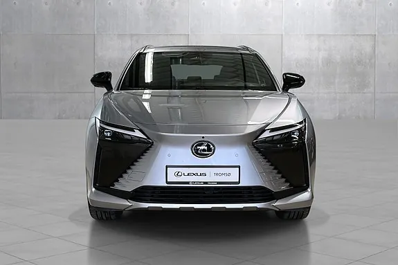 Lexus Rz450E 2025 photo 2