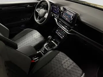 Volkswagen T-Roc 2025 photo 3