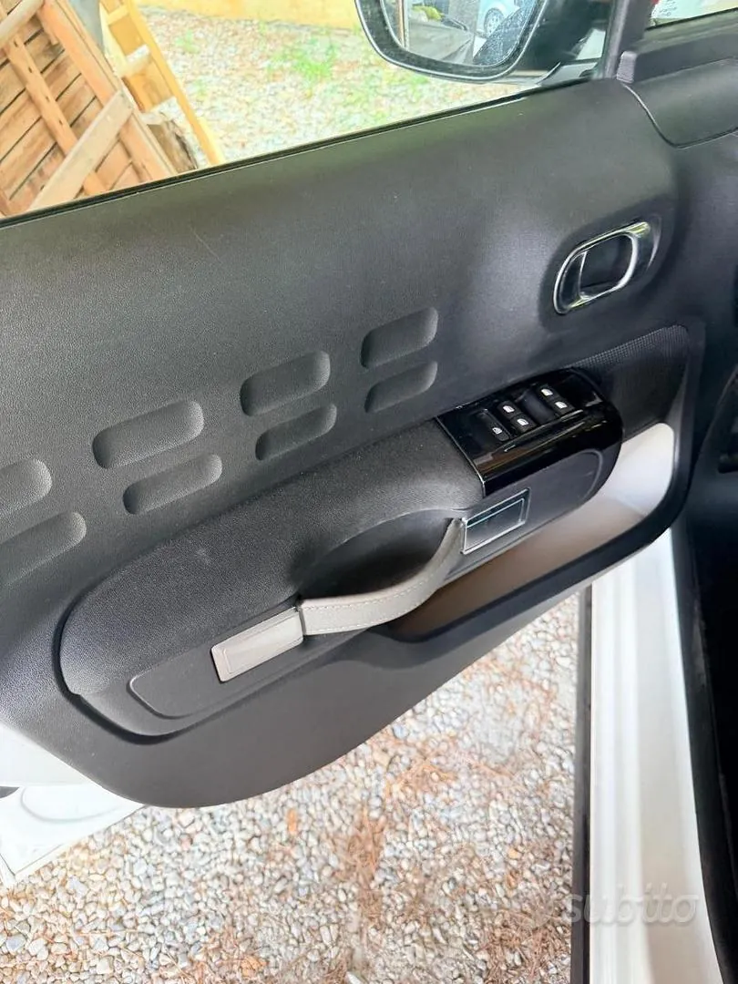 Citroen C3 2019 photo 2