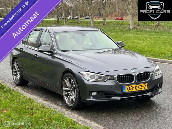 BMW 320I