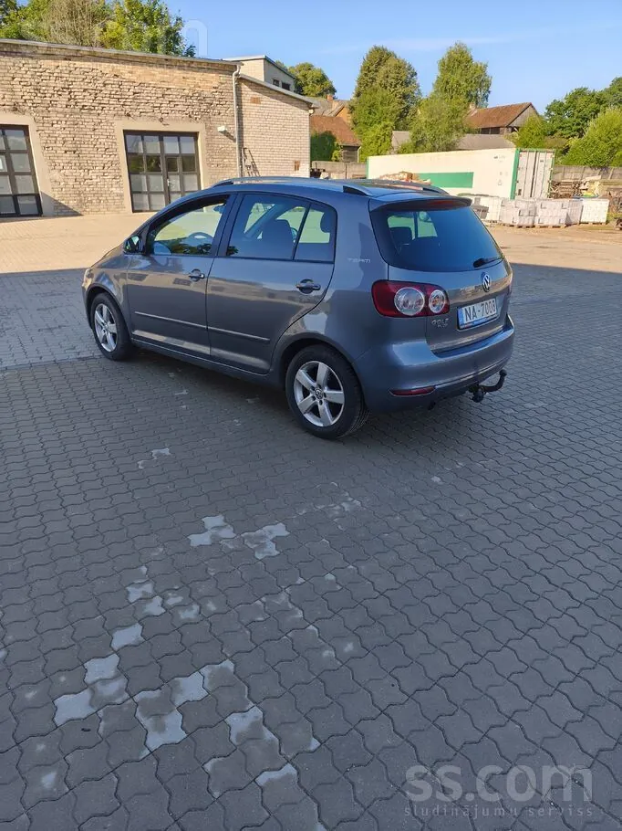 Volkswagen Golf Plus 2010 photo 4