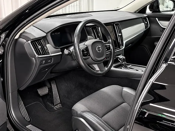 Volvo V90 2021 photo 4