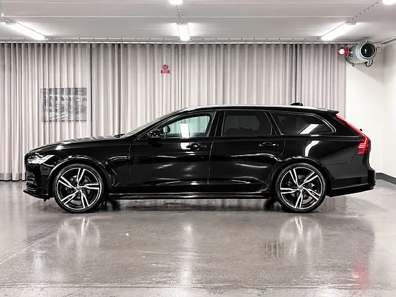 Volvo V90 2021 photo 2