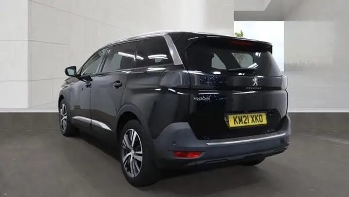 Peugeot 5008 2021 photo 3