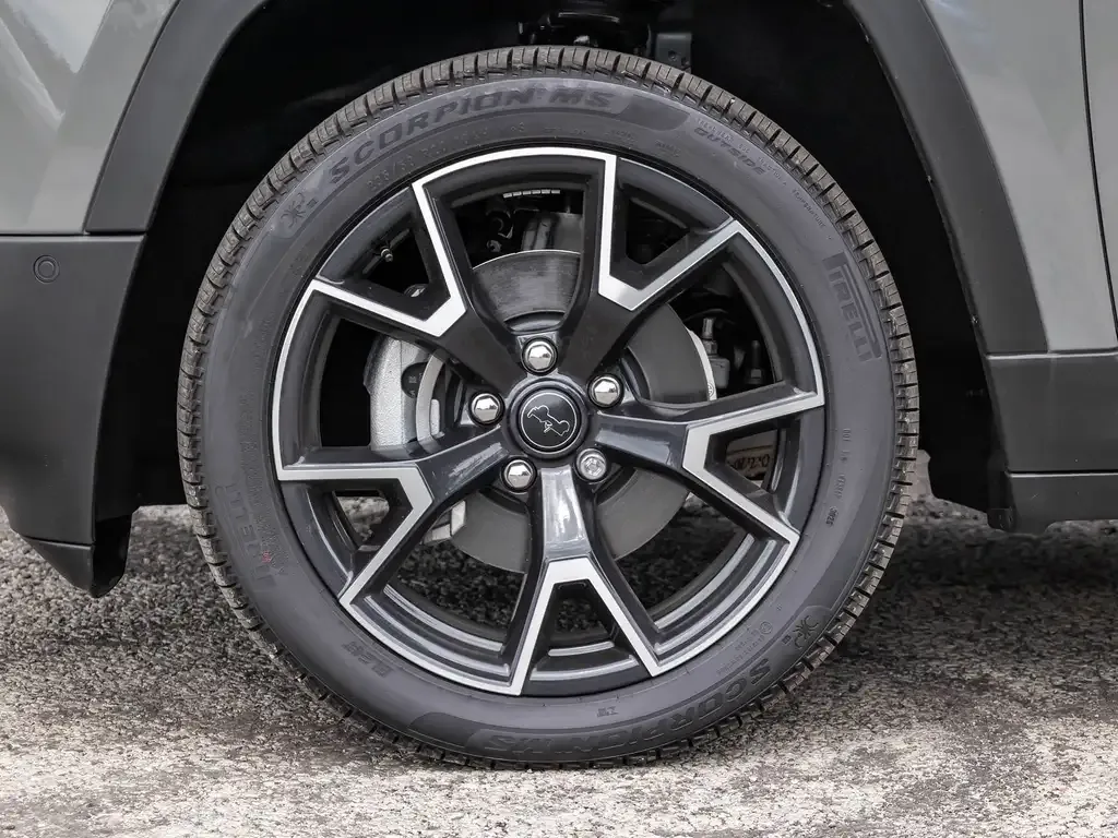 Jeep Cherokee 2026 photo 4