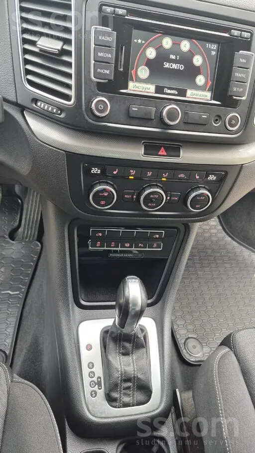 Volkswagen Sharan 2014 photo 4