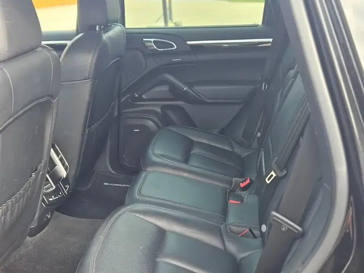 Porsche Cayenne 2016 photo 5
