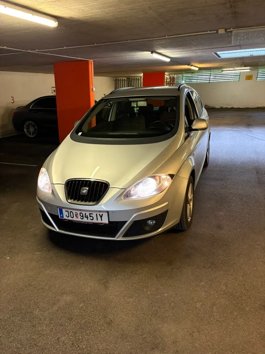 Seat Altea Xl 2014 photo 2