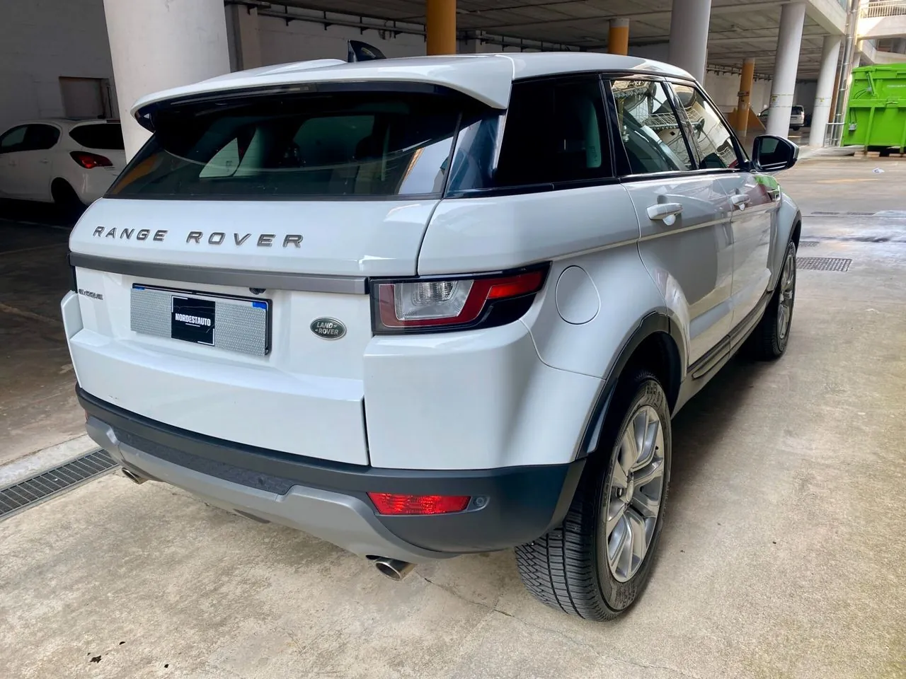 Land Rover Range Rover Evoque 2018 photo 4