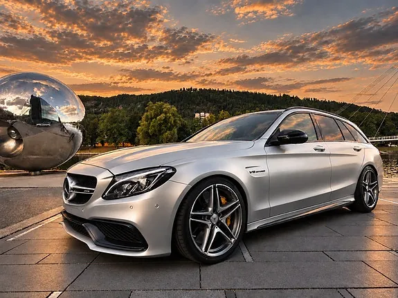 Mercedes-Benz C63 2016 photo 2