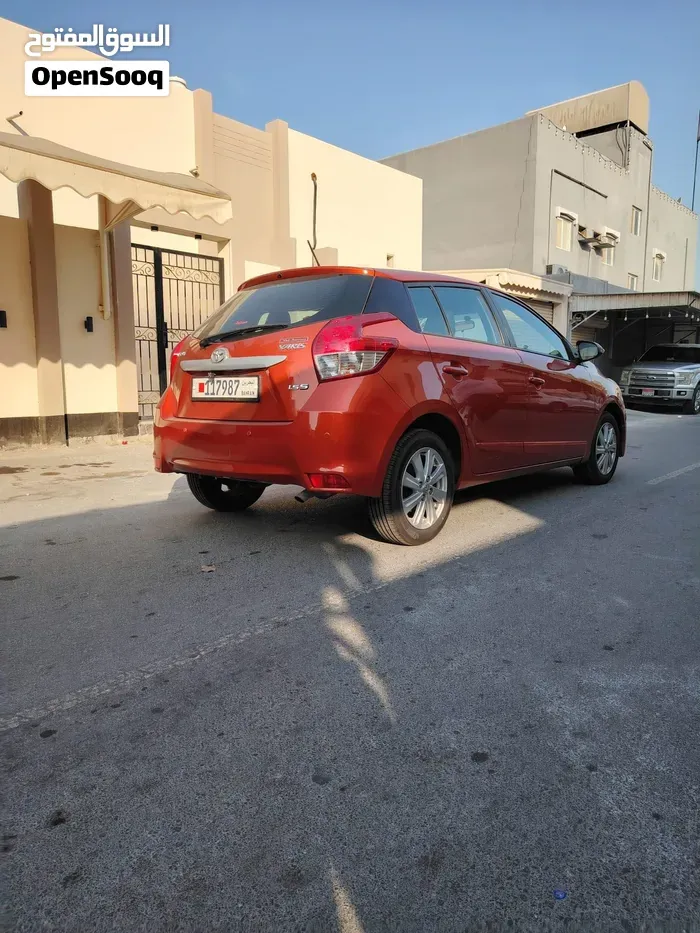 Toyota Yaris 2017 photo 2
