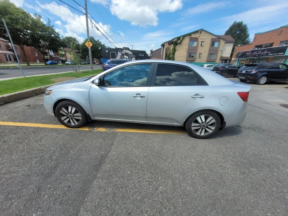 Kia Forte 2013 photo 2