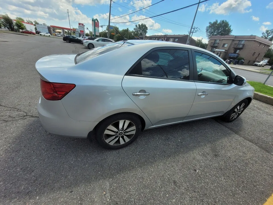 Kia Forte 2013 photo 4