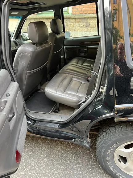 Ford Explorer 2000 photo 5