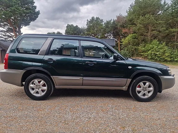 Subaru Forester 2005 photo 4