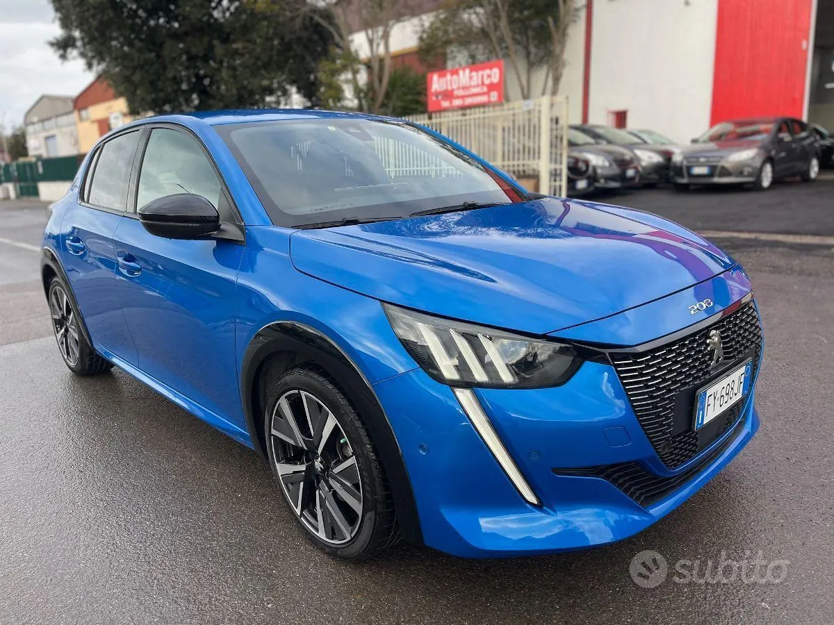 Peugeot 208
