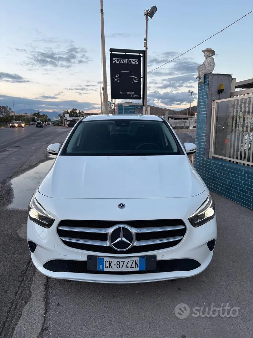 Mercedes-Benz B 200 2022 photo 3