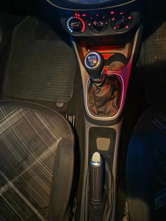 Vauxhall Corsa 2015 photo 5