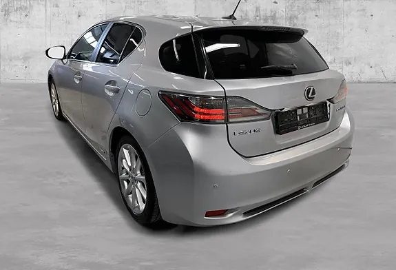 Lexus Ct200H 2013 photo 3