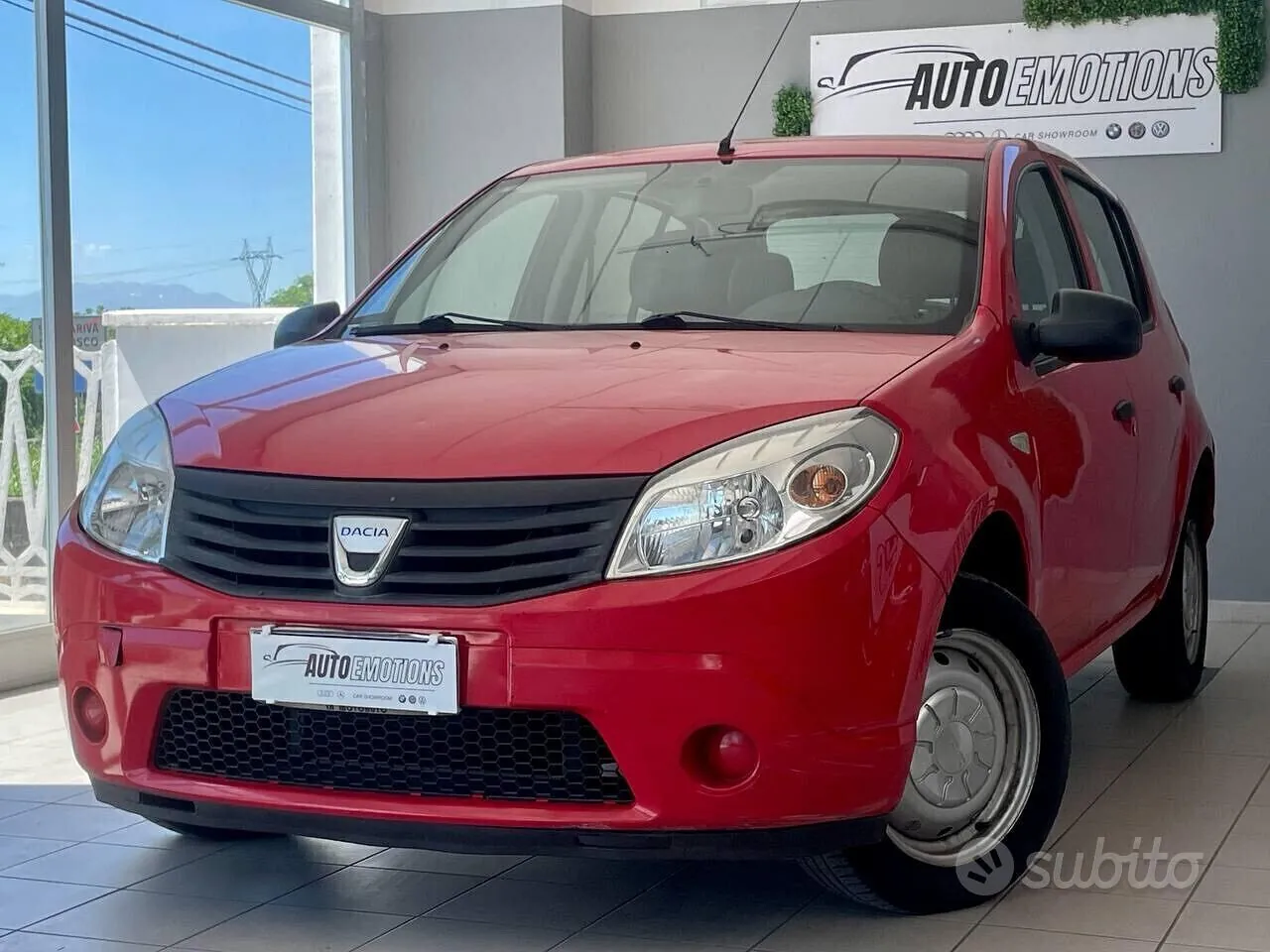 Dacia Sandero 2010 photo 3