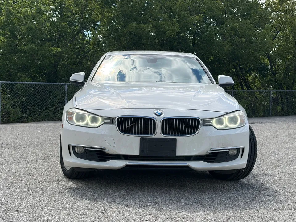 BMW 328I 2013 photo 2