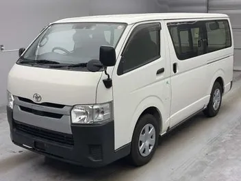 Toyota Hiace 2020 photo 5